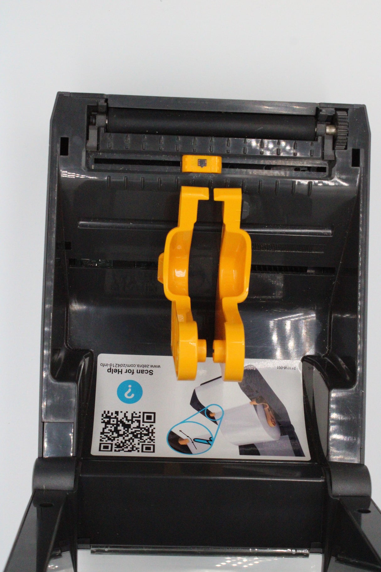 Zebra ZD421 desktop barcode label printer 203dpi top open showing media loading